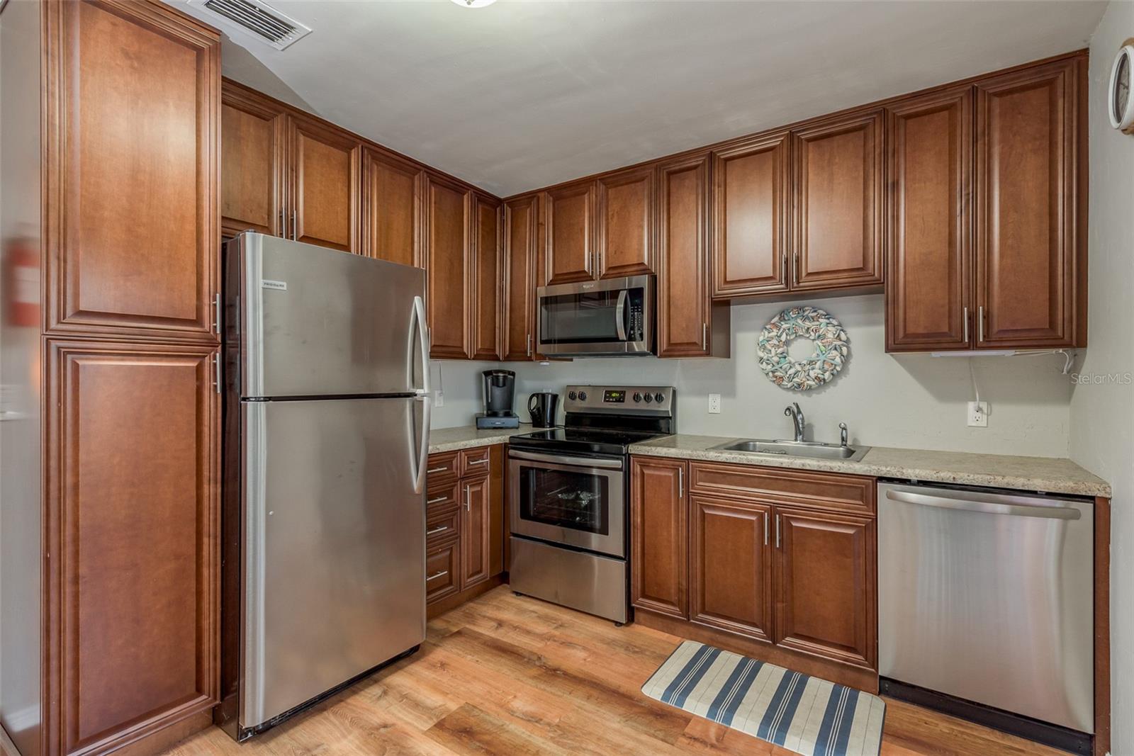 1253 Union, Clearwater, FL 33755