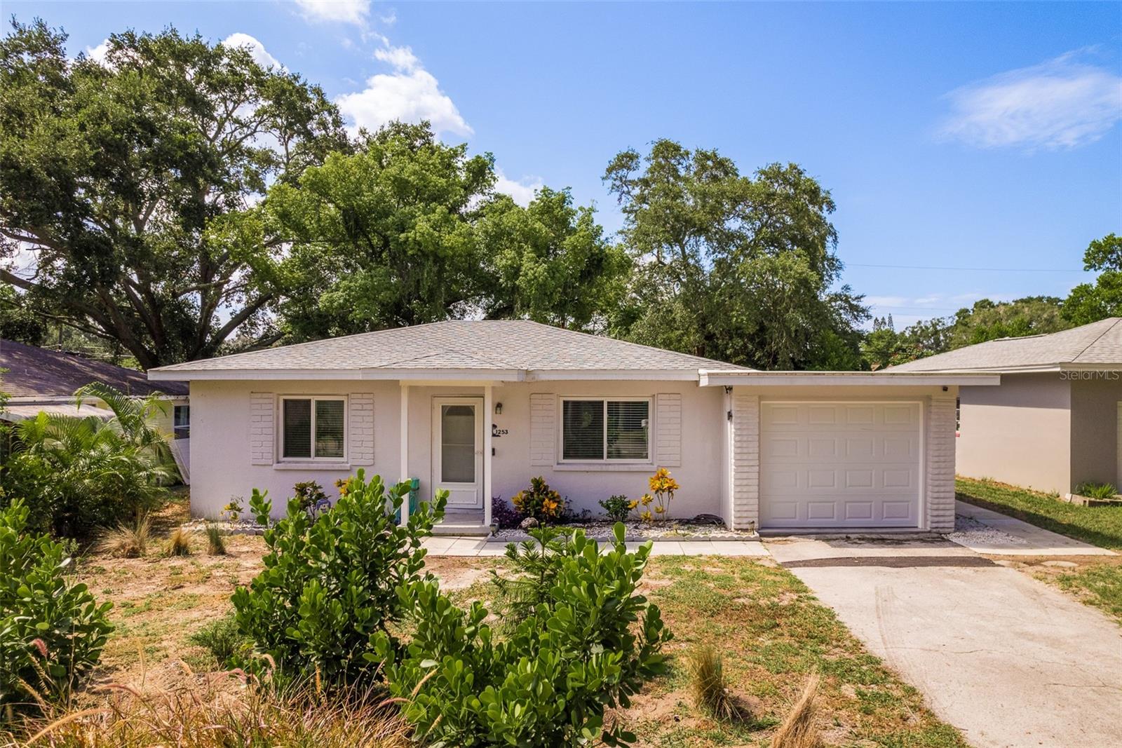 1253 Union, Clearwater, FL 33755