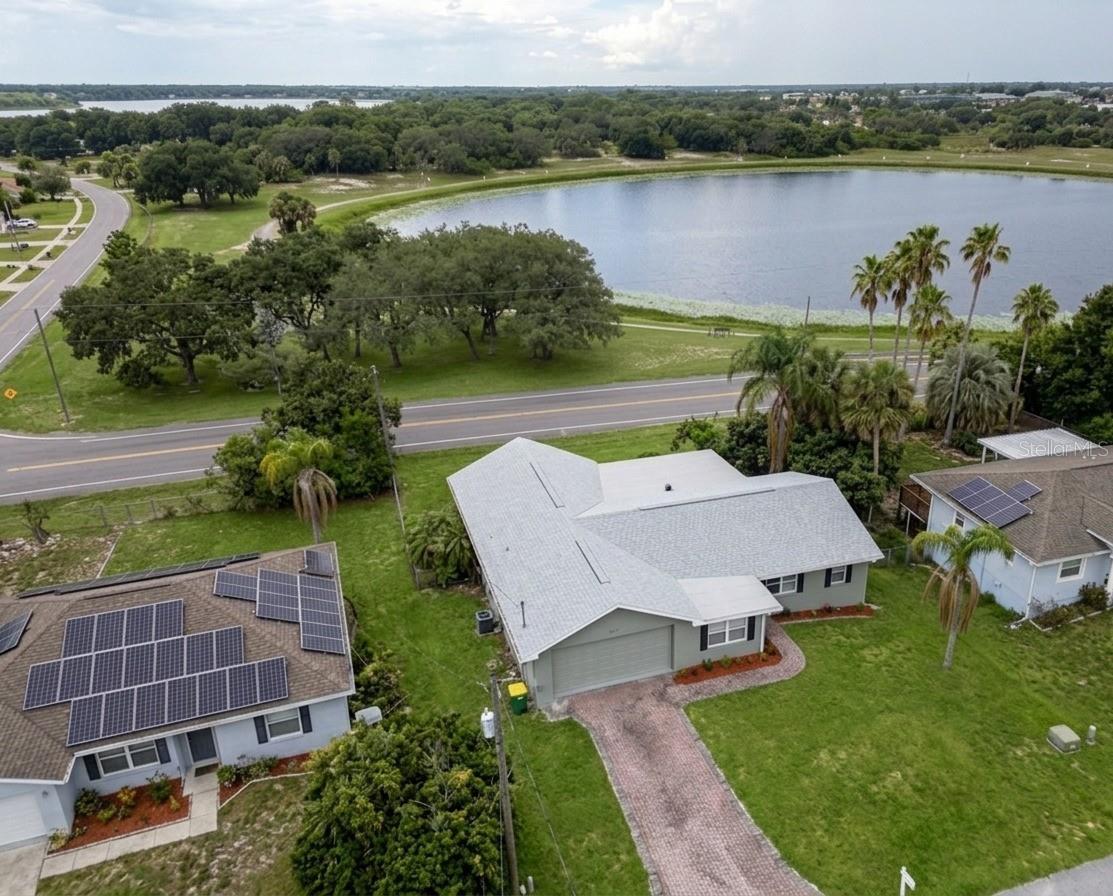 907 Valentina, Dundee, FL 33838