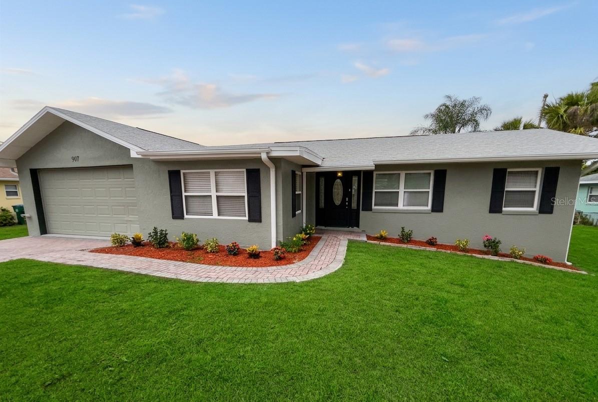 907 Valentina, Dundee, FL 33838