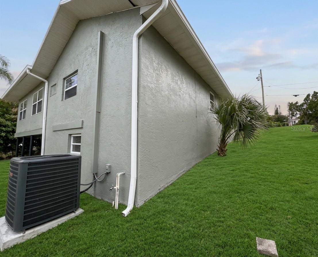 907 Valentina, Dundee, FL 33838