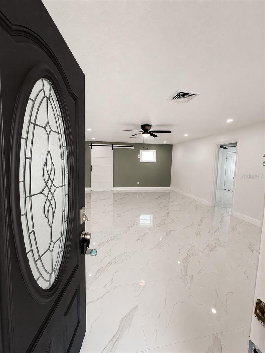 907 Valentina, Dundee, FL 33838