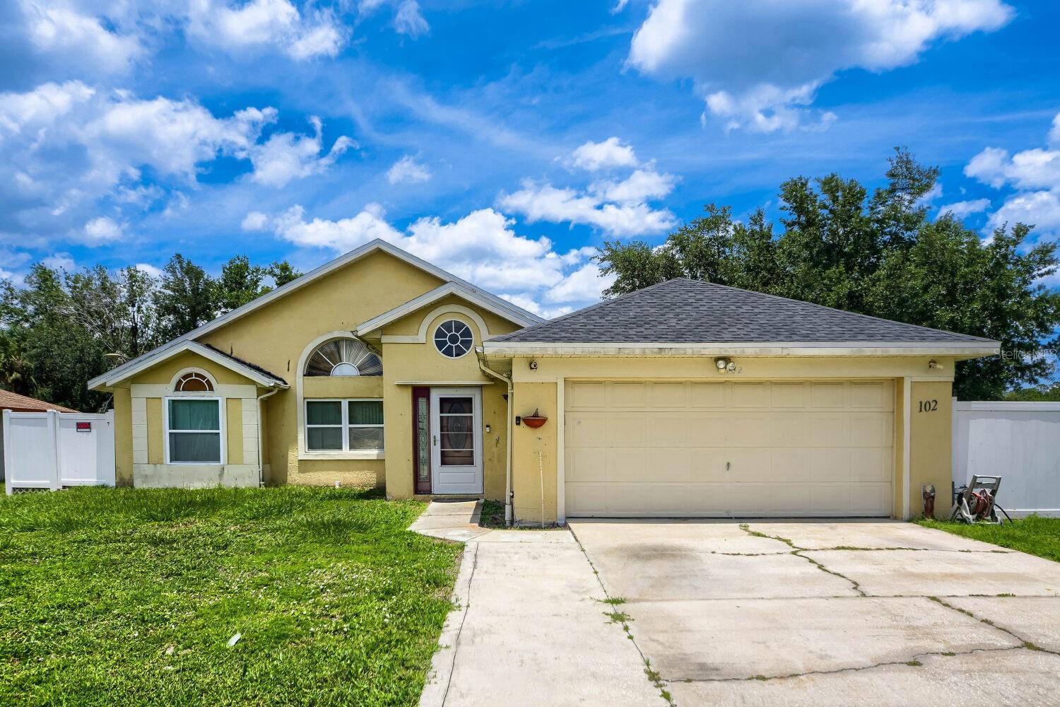 102 Carlisle, Kissimmee, FL 34758