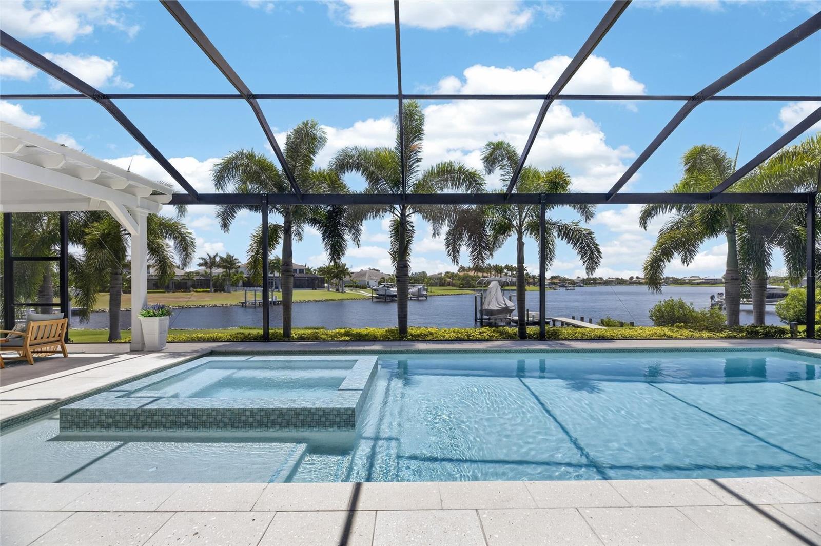 825 Manns Harbor, Apollo Beach, FL 33572
