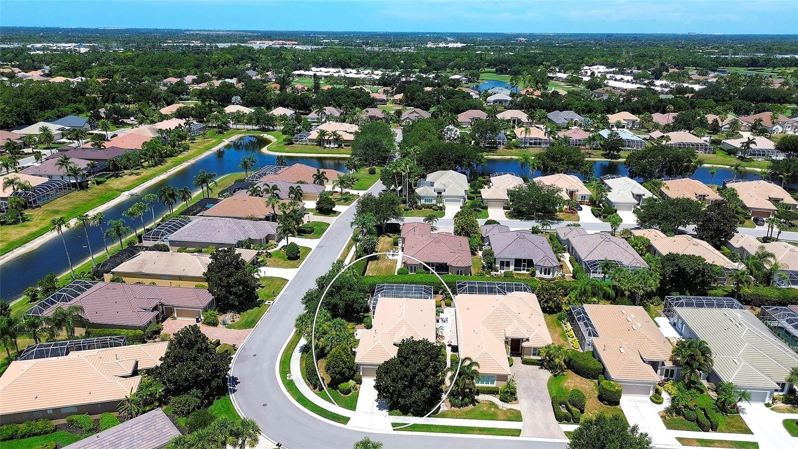 9735 53rd Dr E, Bradenton, FL 34211