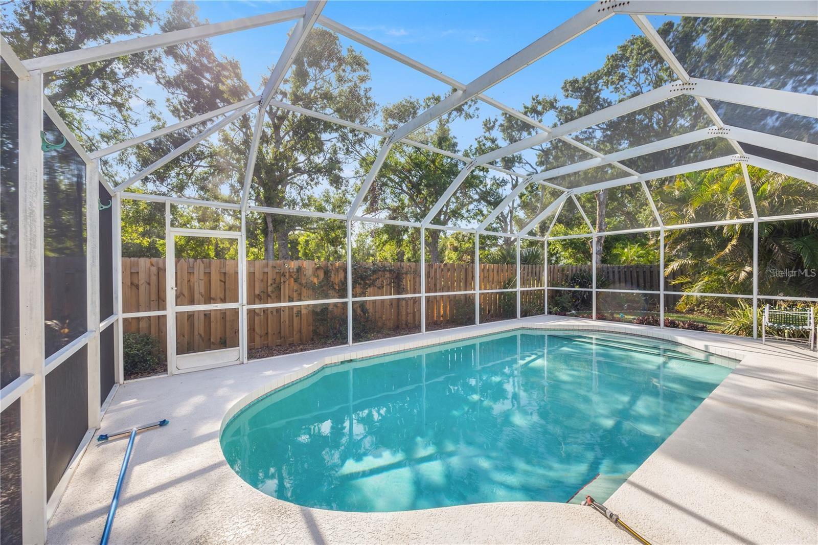 7716 Geneva, Sarasota, FL 34243