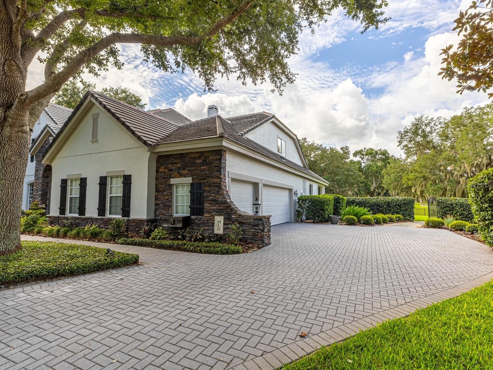 25846 Feather Ridge, Sorrento, FL 32776