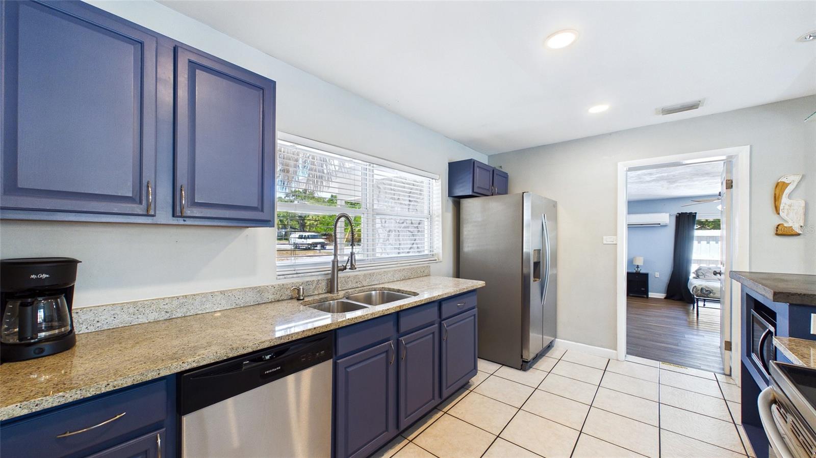 6400 Pelican, St Petersburg, FL 33707