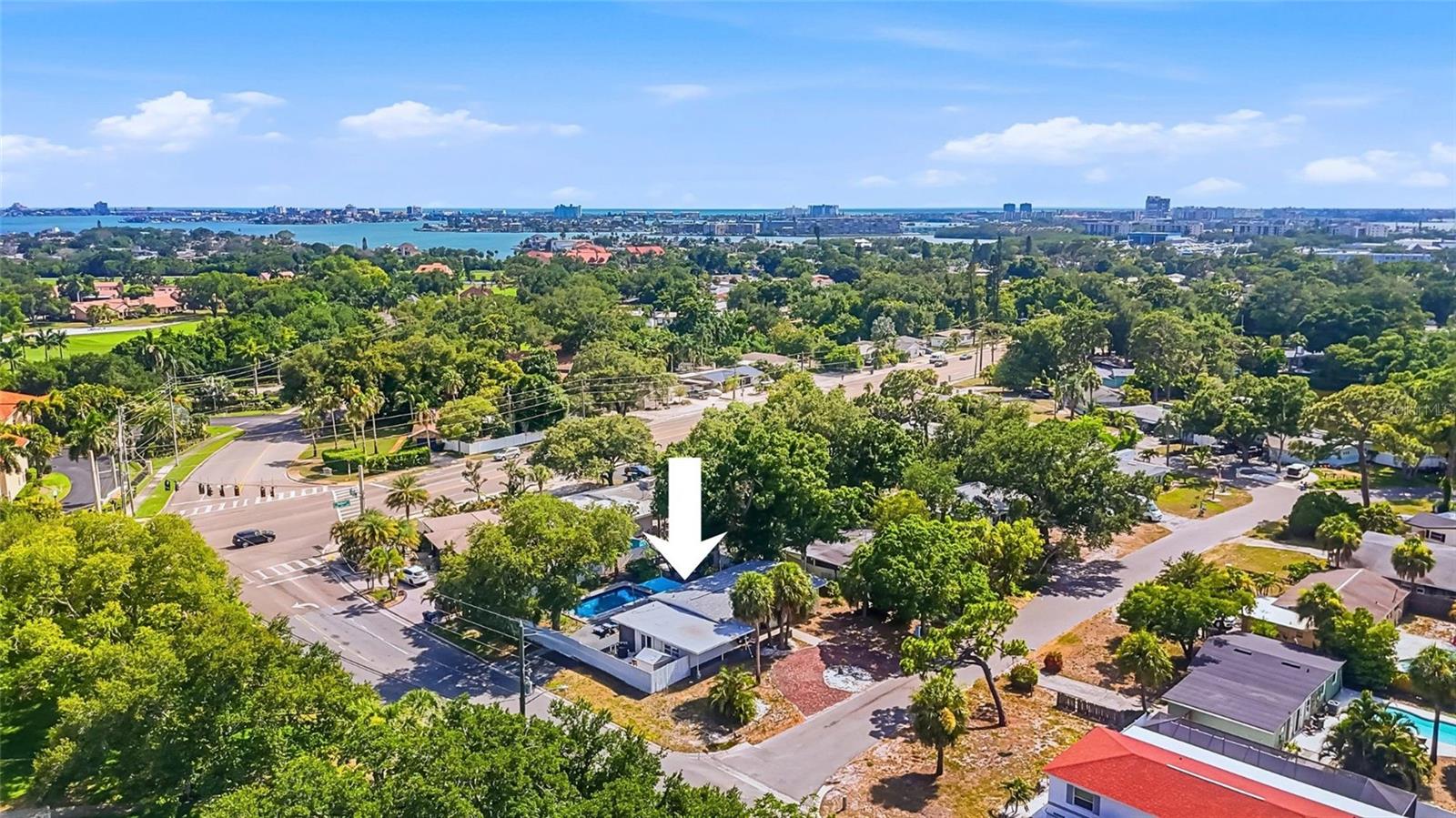 6400 Pelican, St Petersburg, FL 33707