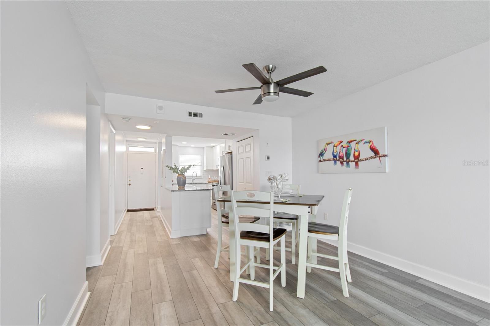 5980 Shore Unit 909, Gulfport, FL 33707