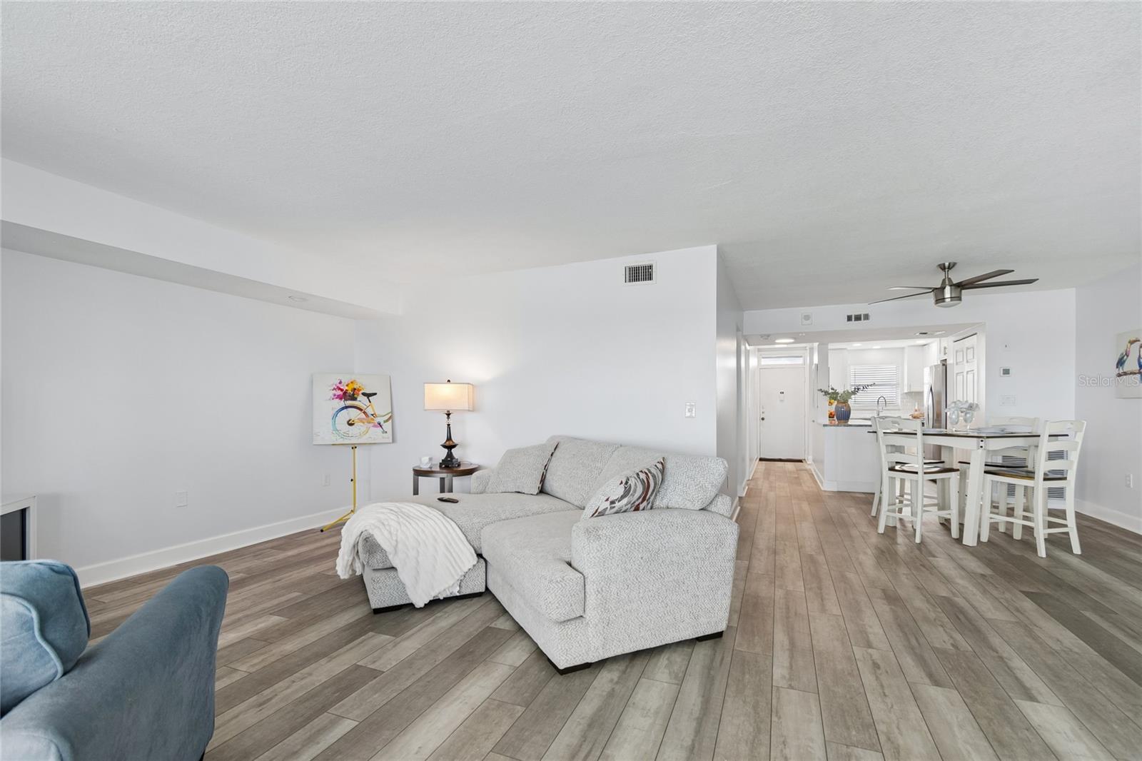 5980 Shore Unit 909, Gulfport, FL 33707