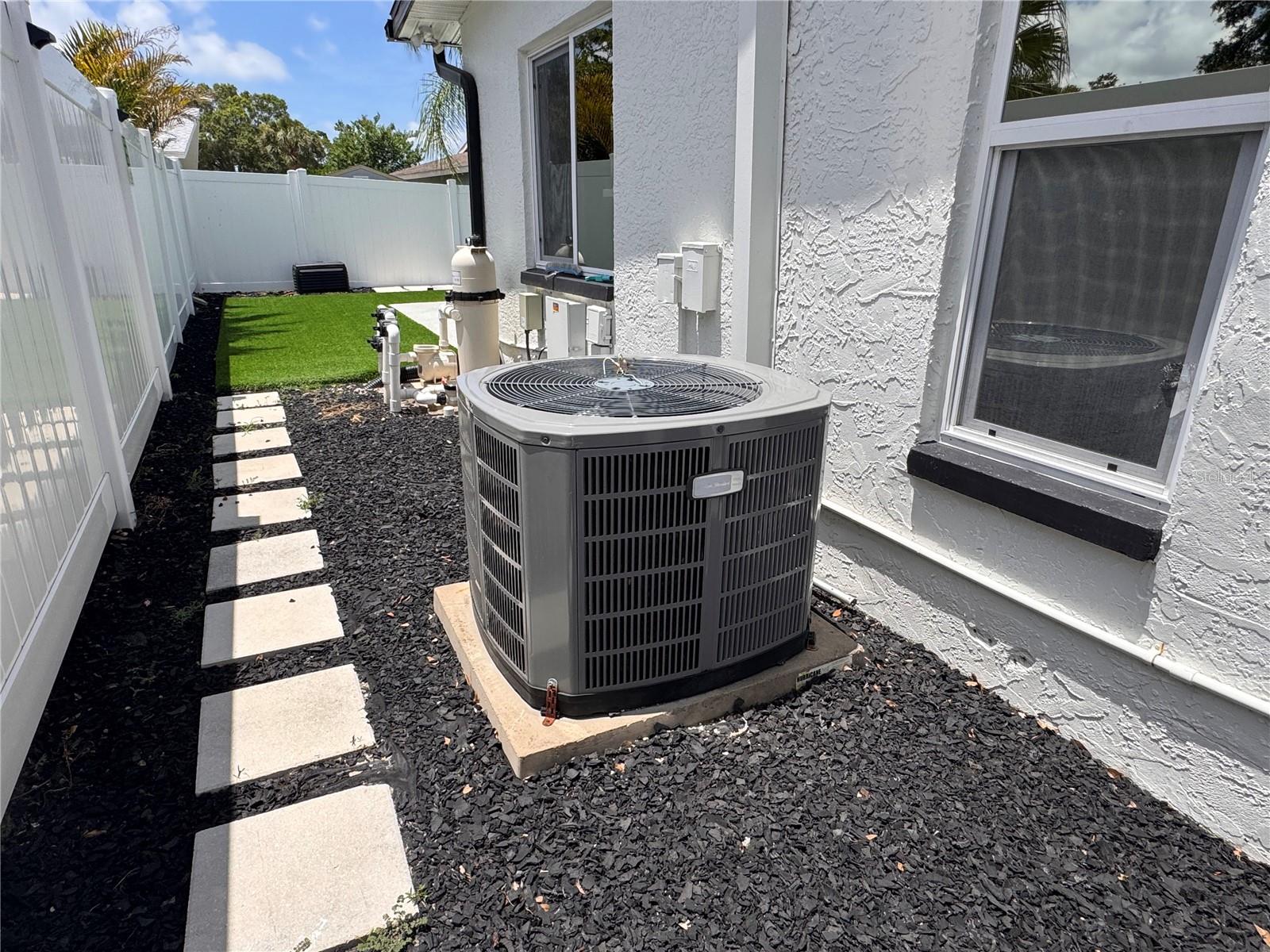 9554 86th, Seminole, FL 33777