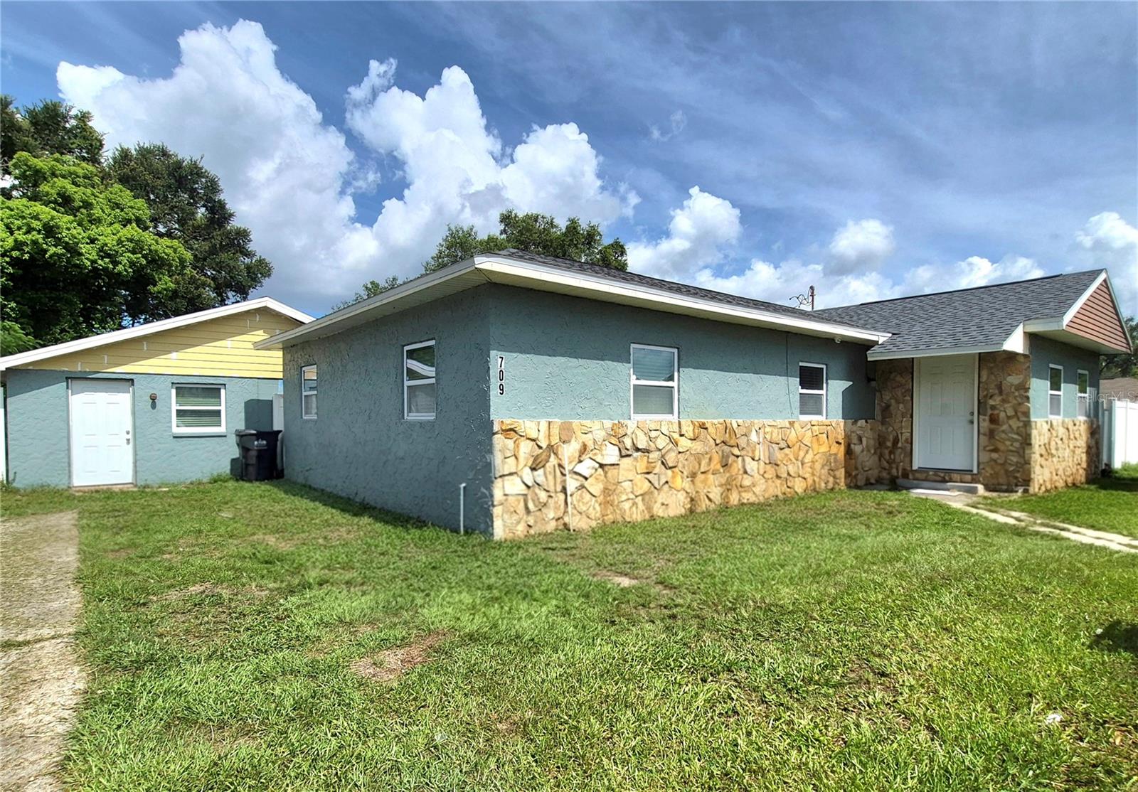 709 119th, Tampa, FL 33612