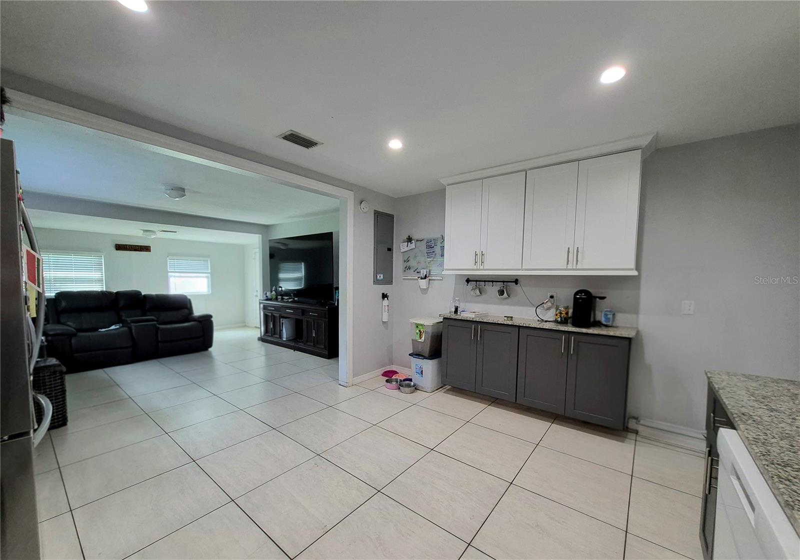 709 119th, Tampa, FL 33612