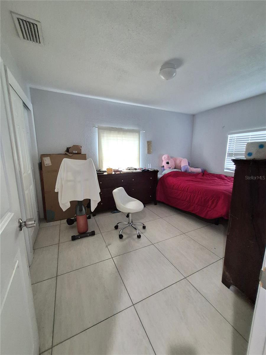 709 119th, Tampa, FL 33612