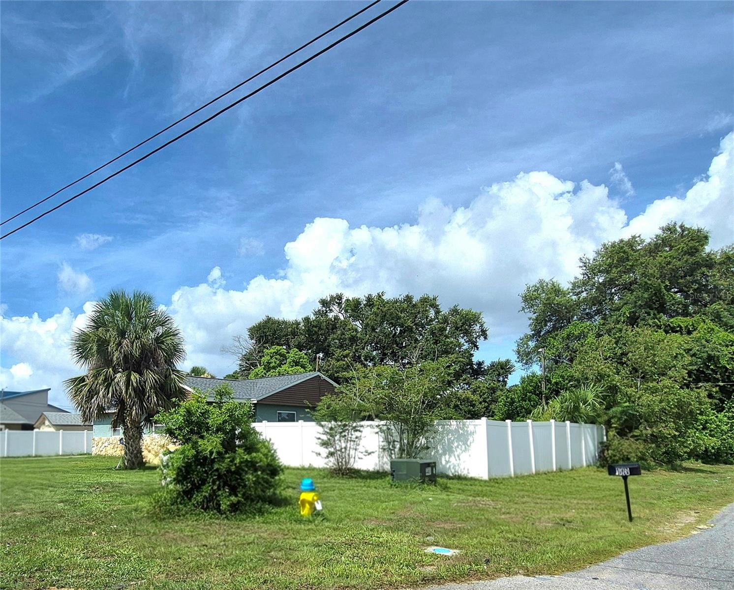 709 119th, Tampa, FL 33612