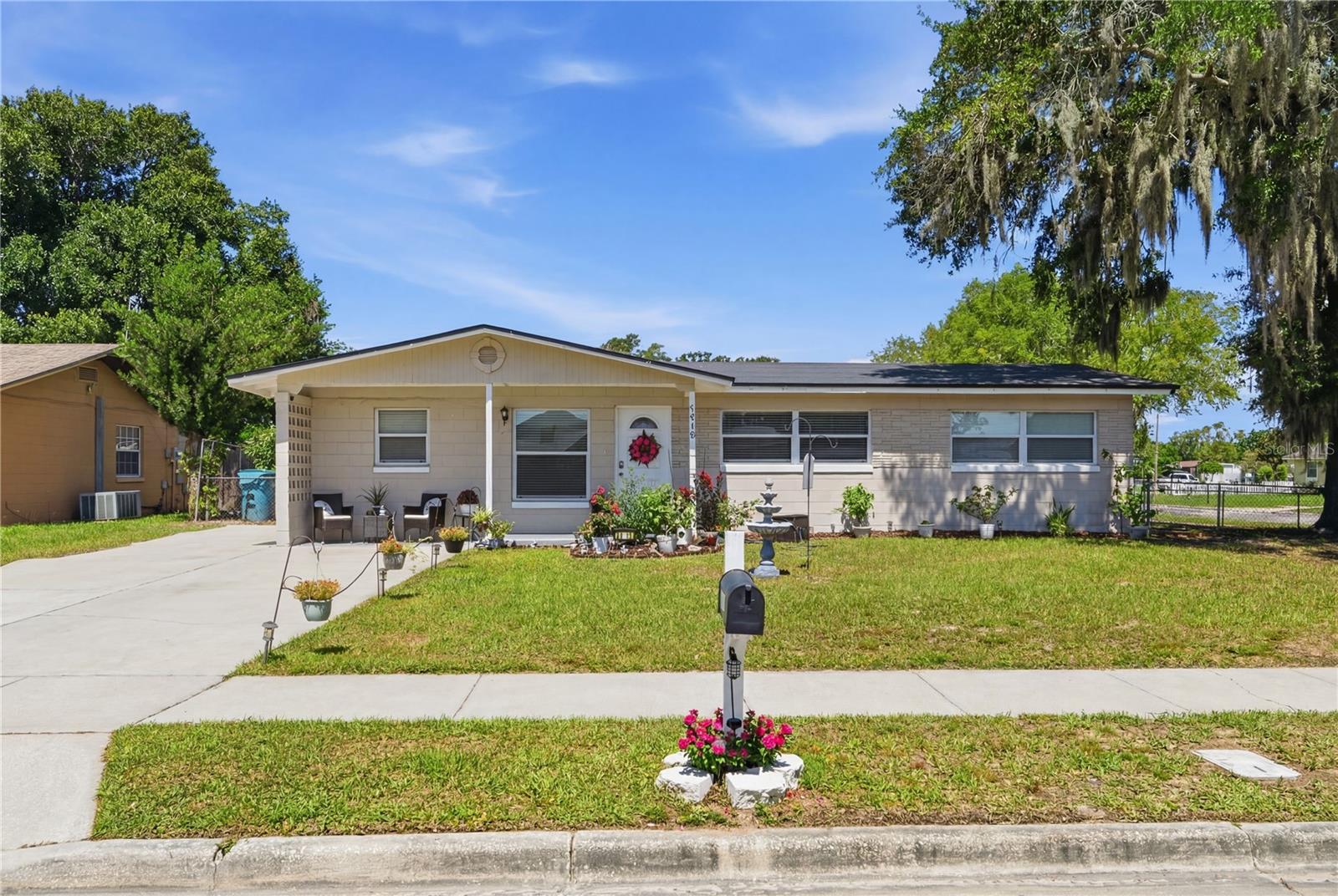 1410 Kozart, Orlando, FL 32811
