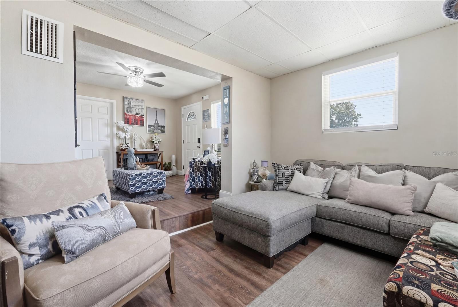 1410 Kozart, Orlando, FL 32811