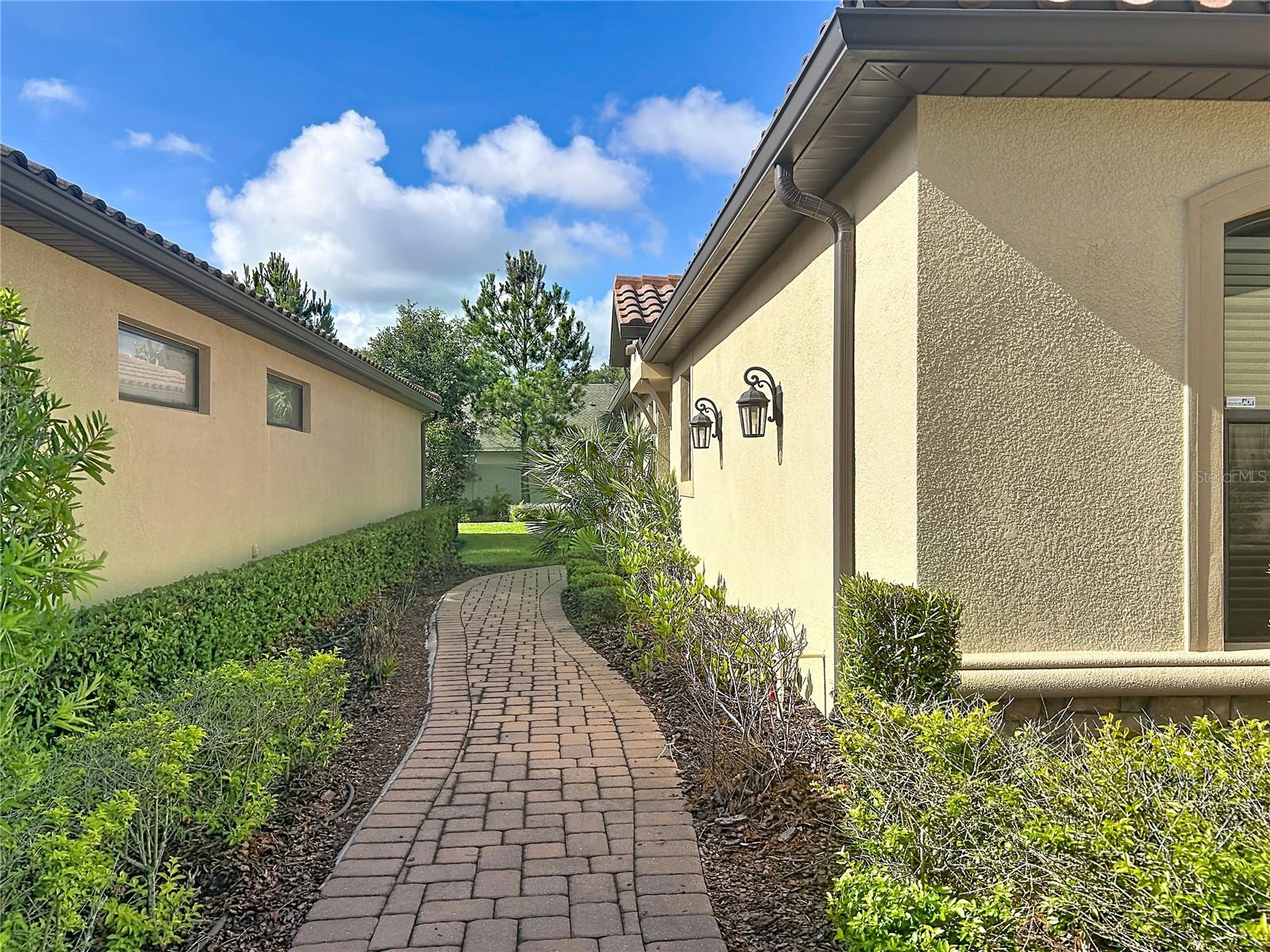 8335 Alberata Vista, Tampa, FL 33647