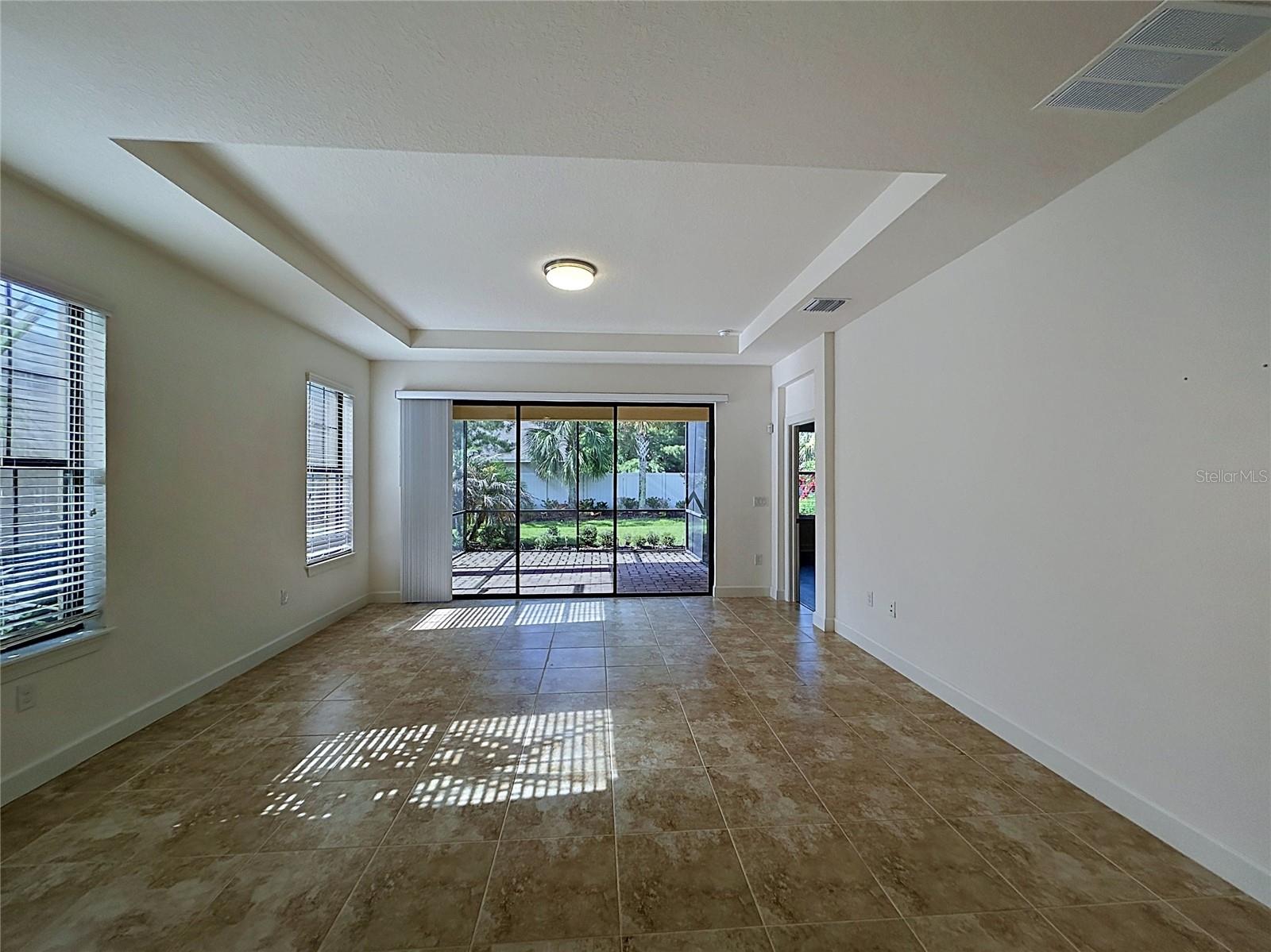 8335 Alberata Vista, Tampa, FL 33647