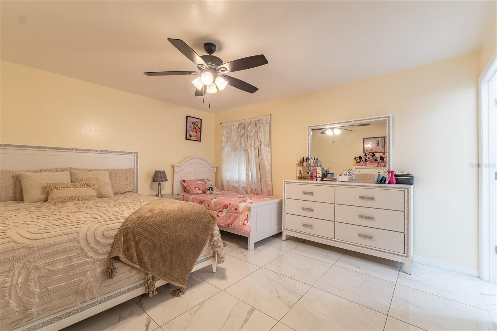 930 Hicks, Lakeland, FL 33813