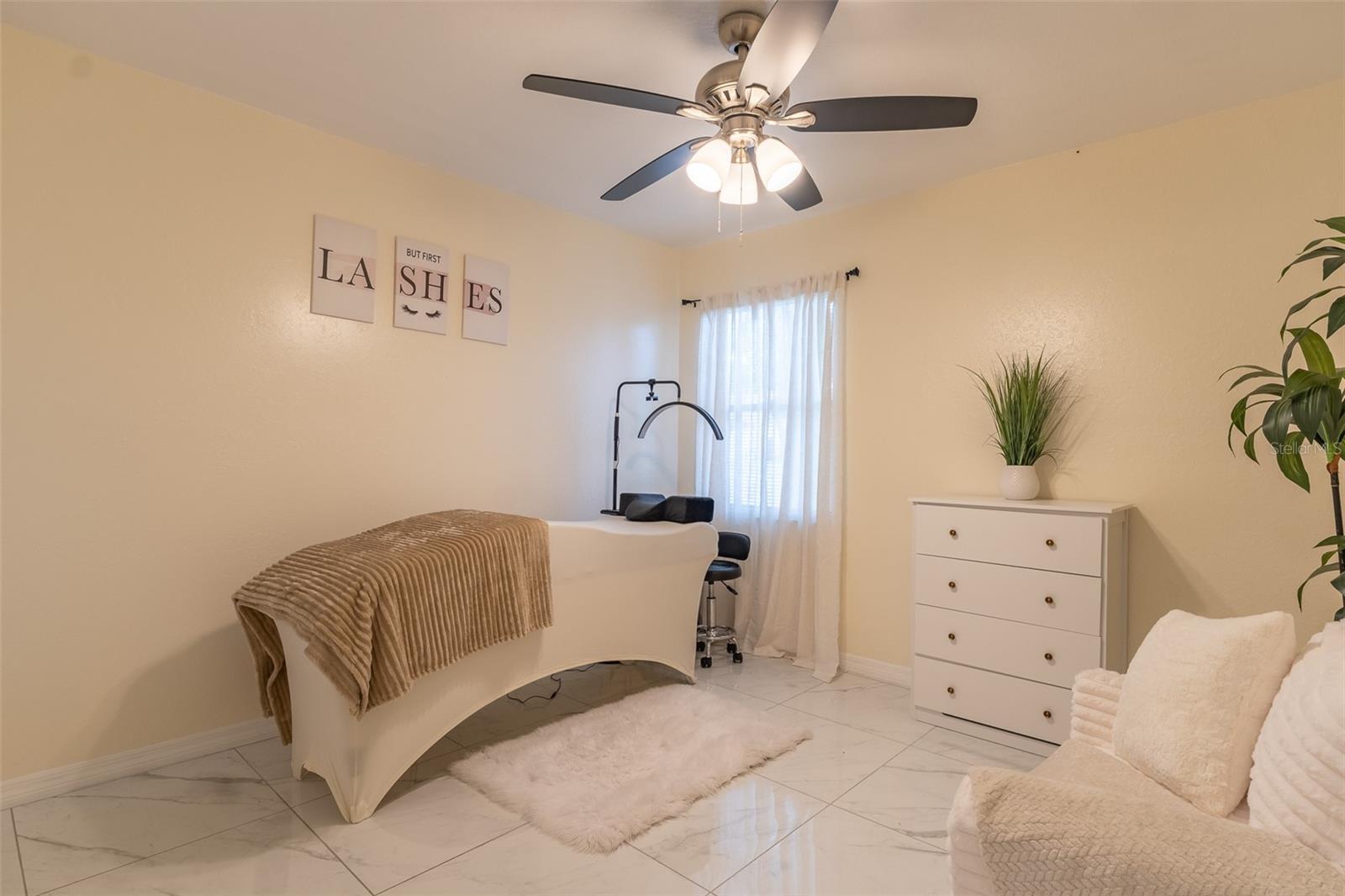 930 Hicks, Lakeland, FL 33813