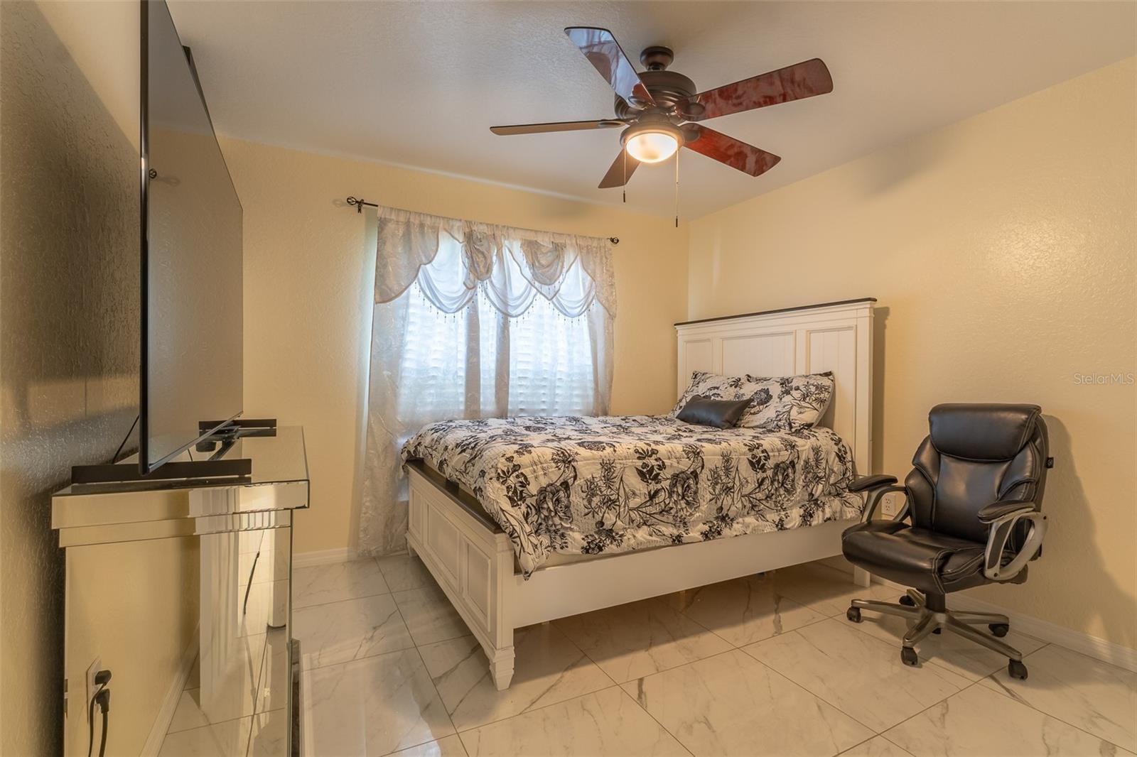 930 Hicks, Lakeland, FL 33813