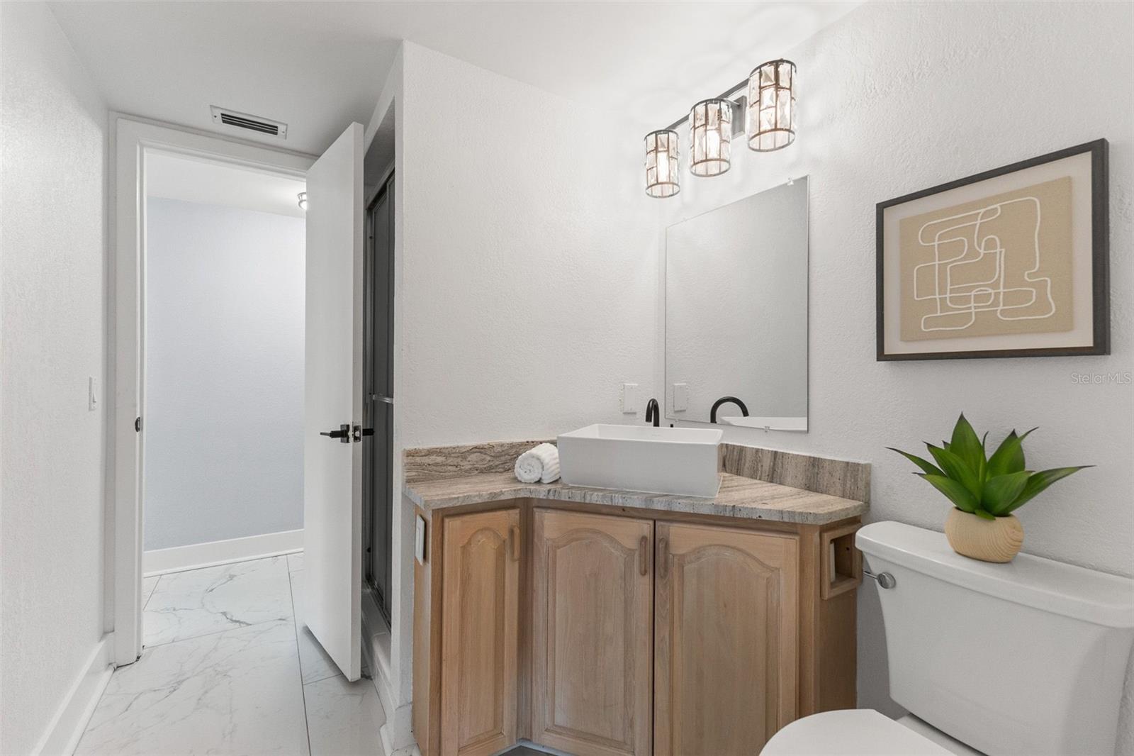 4000 14th, St Petersburg, FL 33703