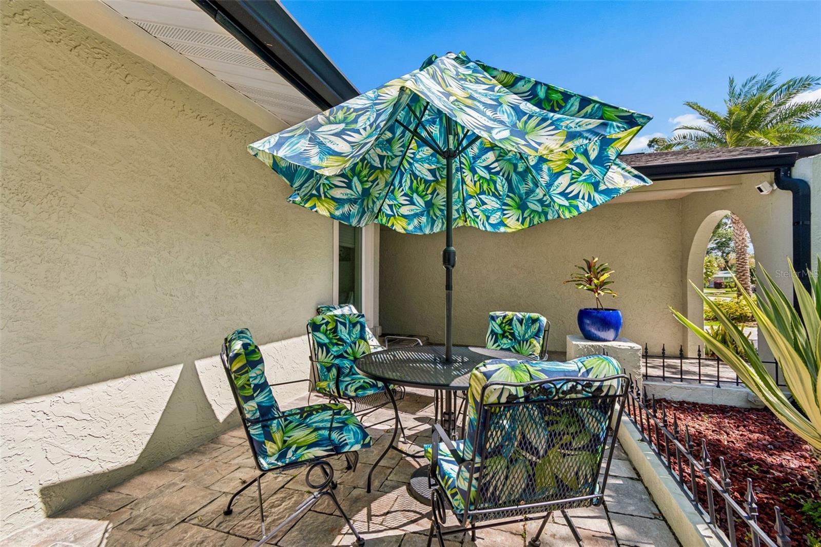 725 Del Oro, Safety Harbor, FL 34695