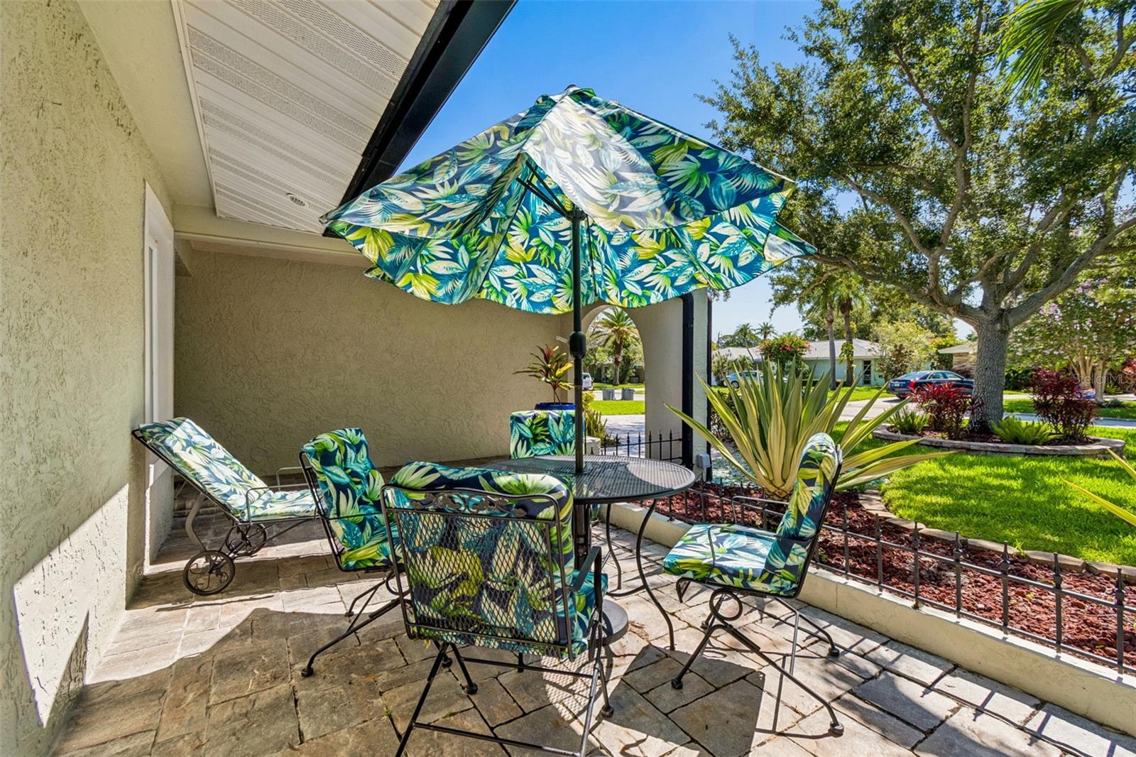 725 Del Oro, Safety Harbor, FL 34695