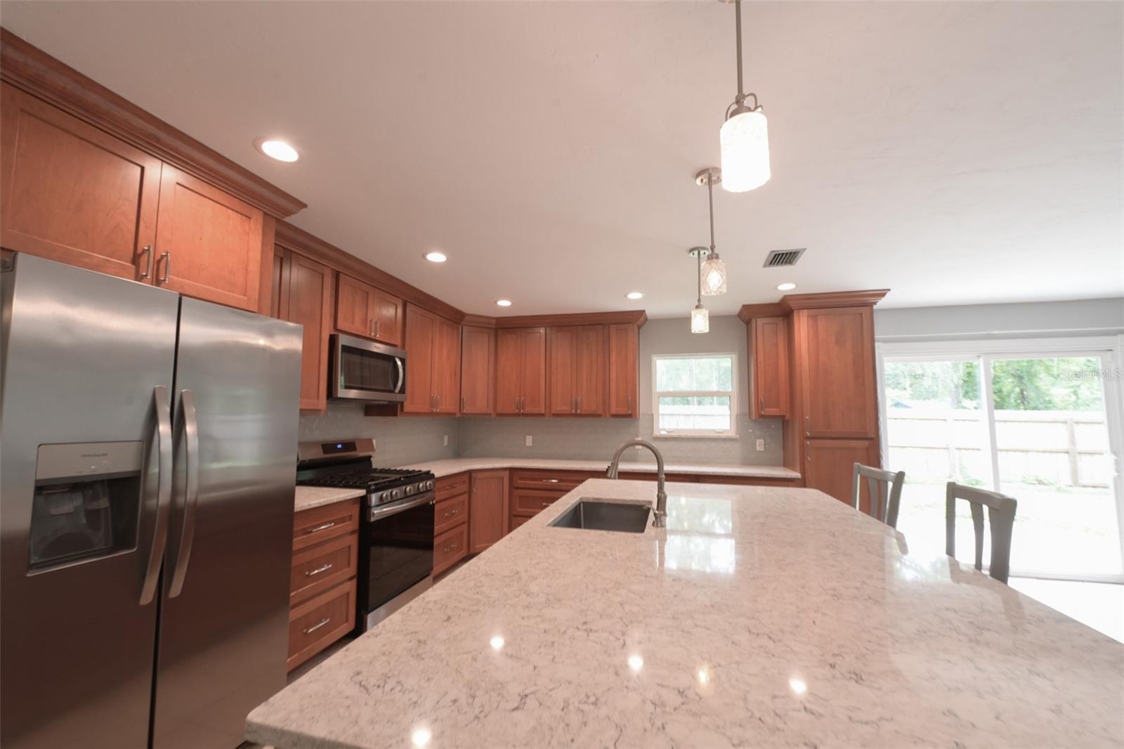 7616 10th, Gainesville, FL 32607