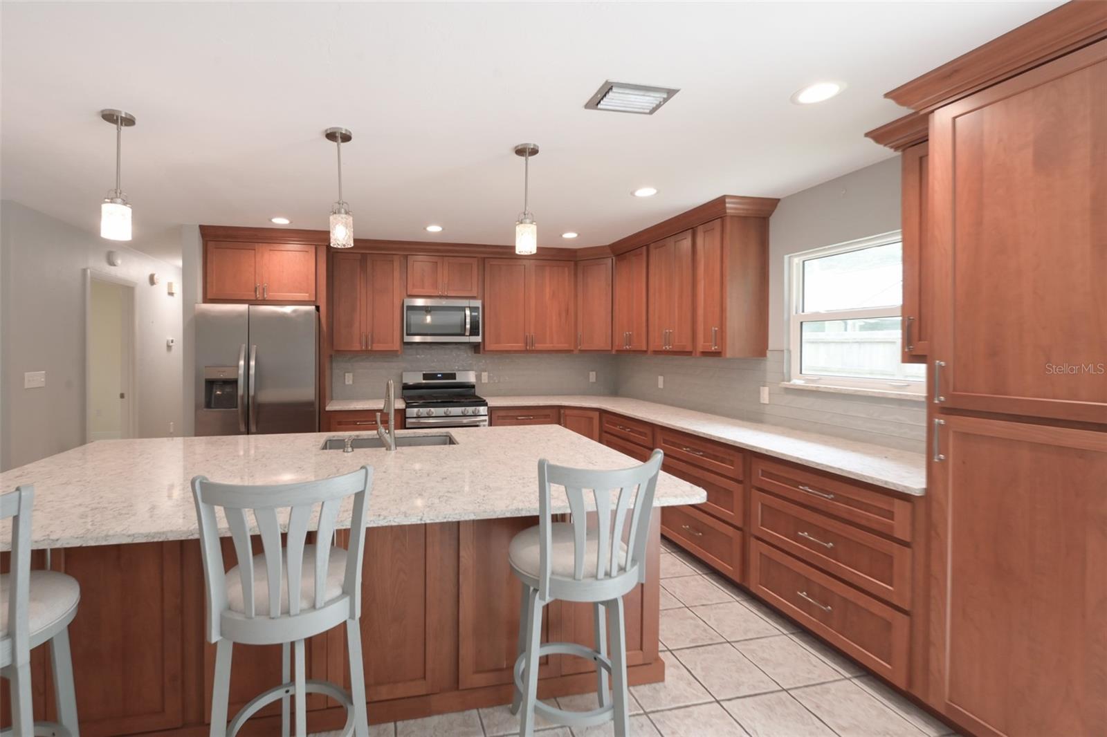 7616 10th, Gainesville, FL 32607