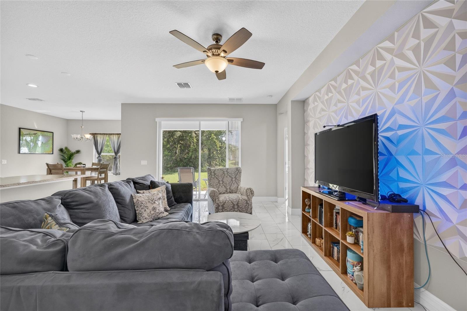 217 Begonia, Poinciana, FL 34759