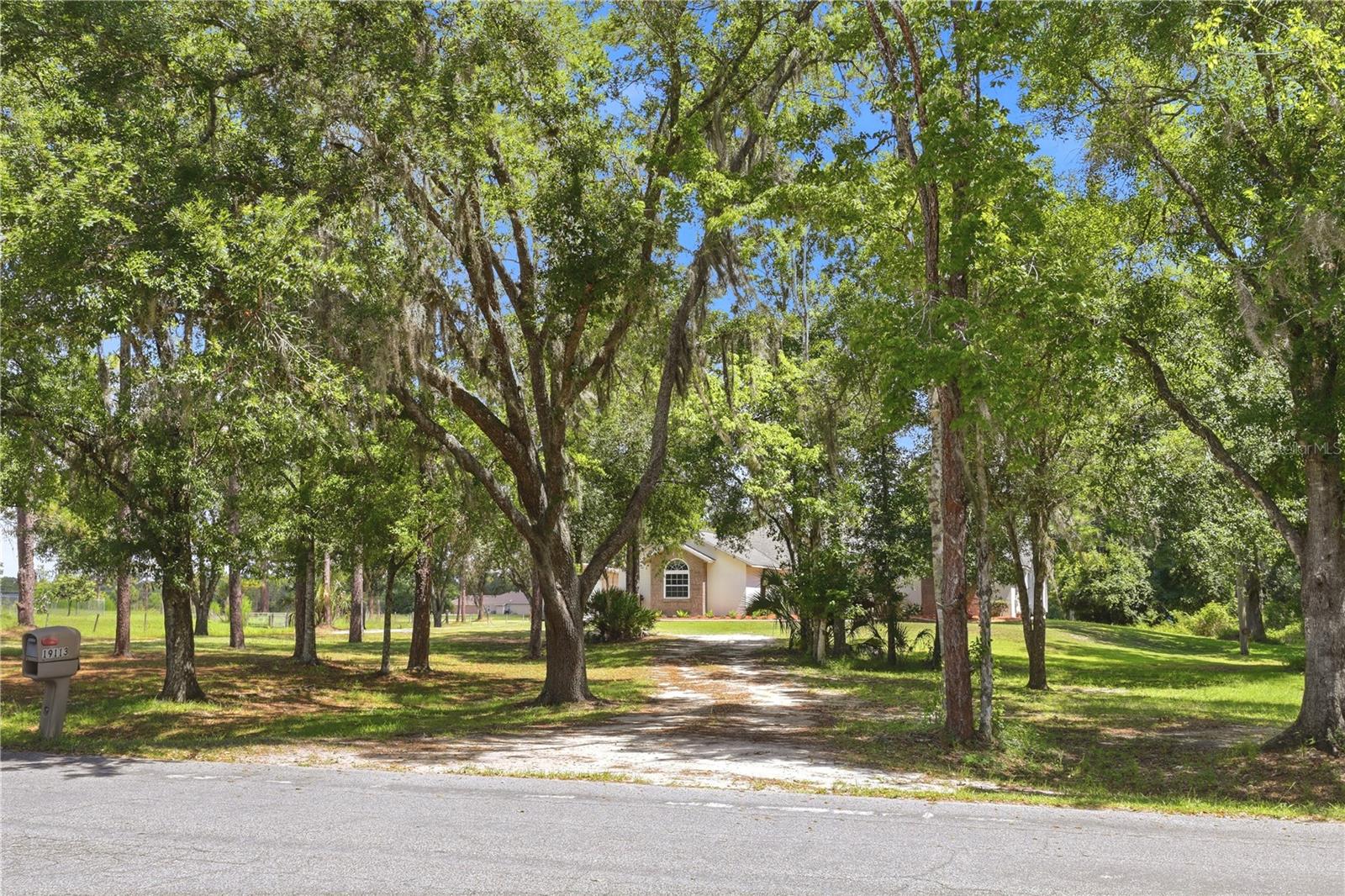 19113 Quinlan St, Orlando, FL 32833