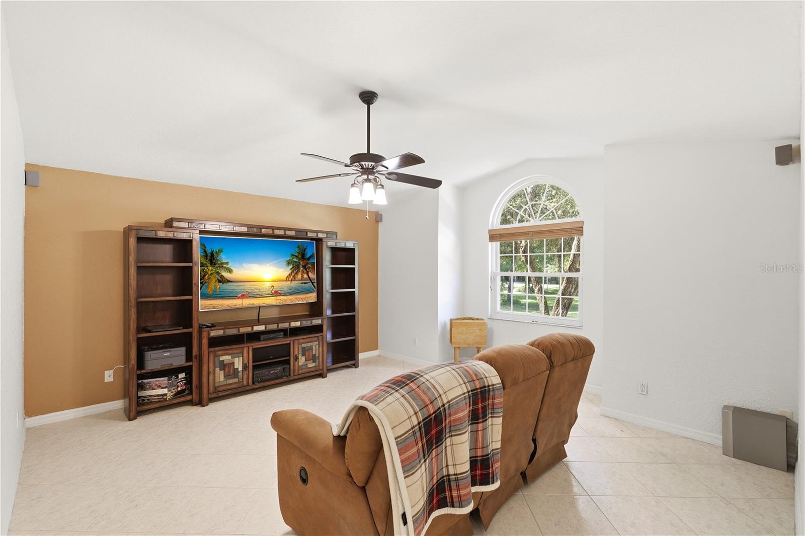 19113 Quinlan St, Orlando, FL 32833