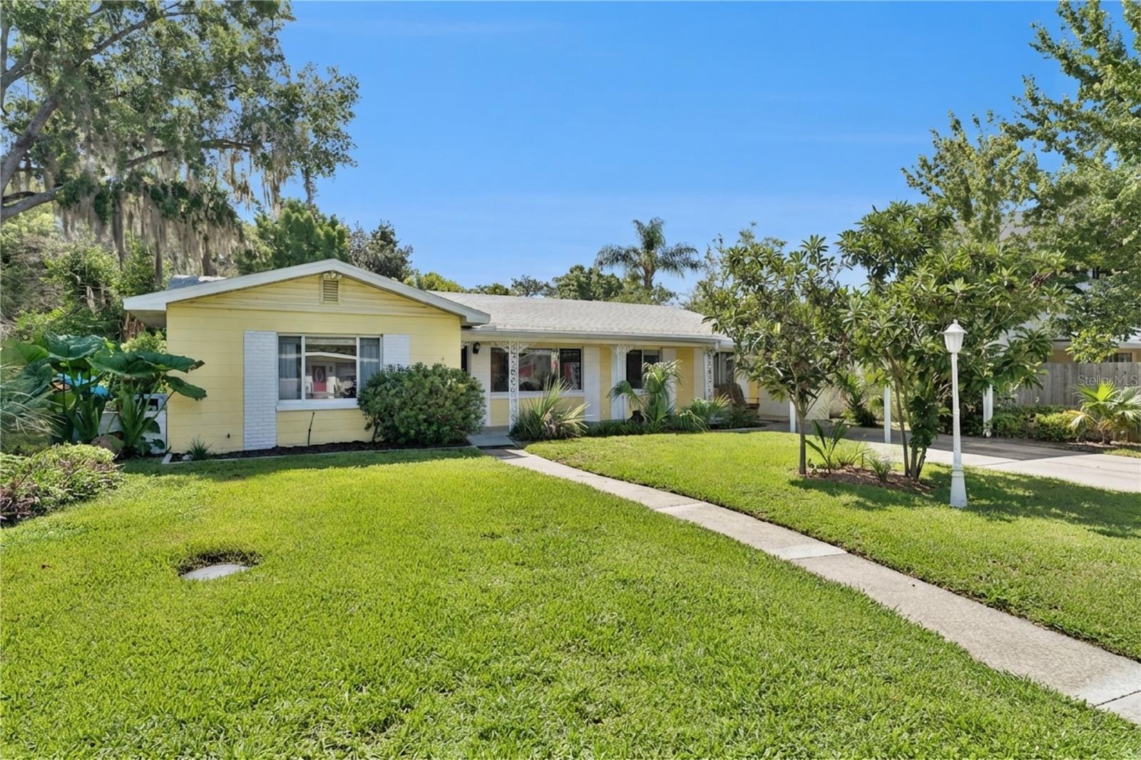 1003 Lake Bell, Winter Park, FL 32789