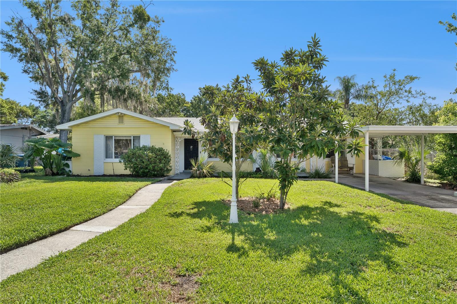 1003 Lake Bell, Winter Park, FL 32789