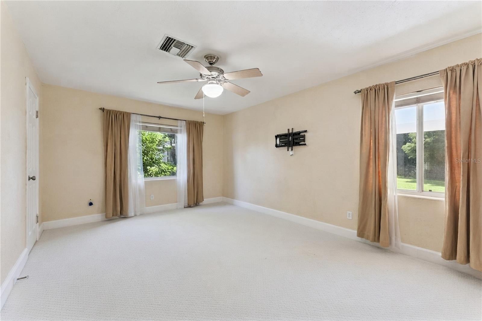 1003 Lake Bell, Winter Park, FL 32789