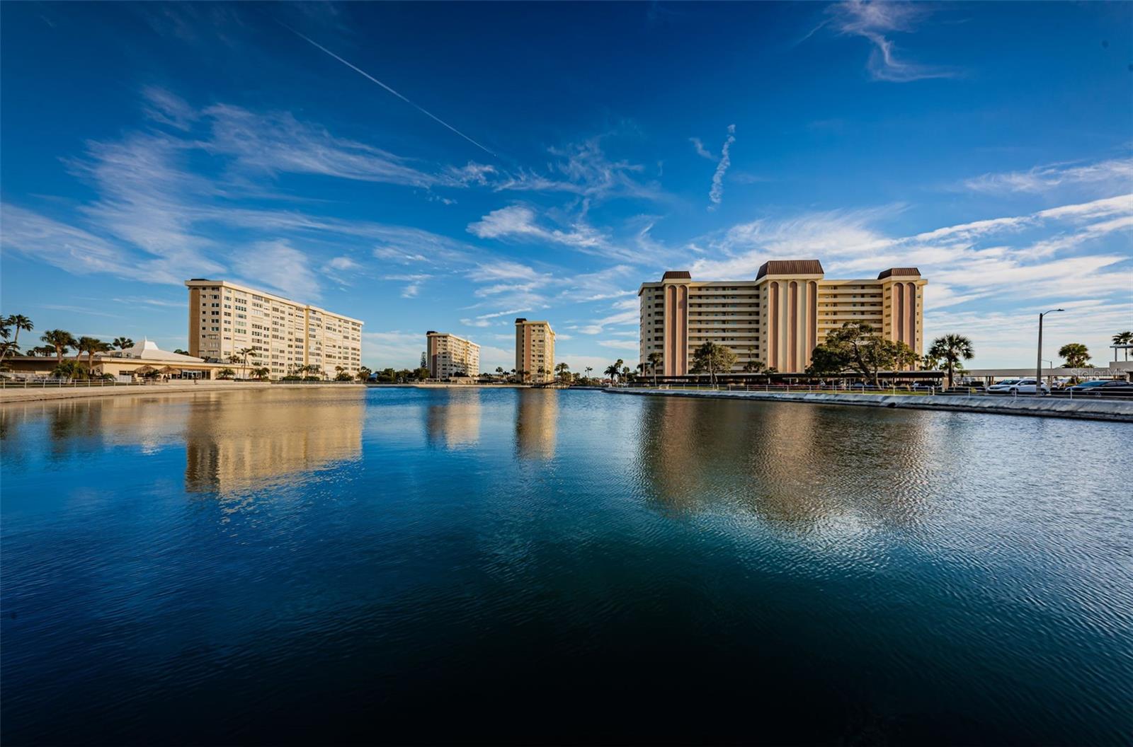4700 Cove Unit 208, St Petersburg, FL 33708