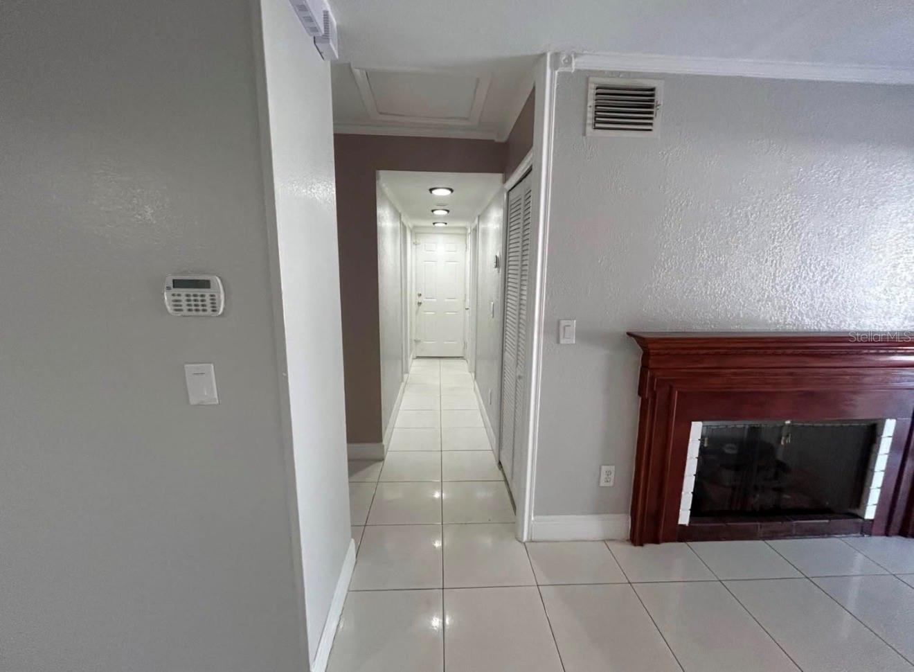 5112 Gateway, Tampa, FL 33615