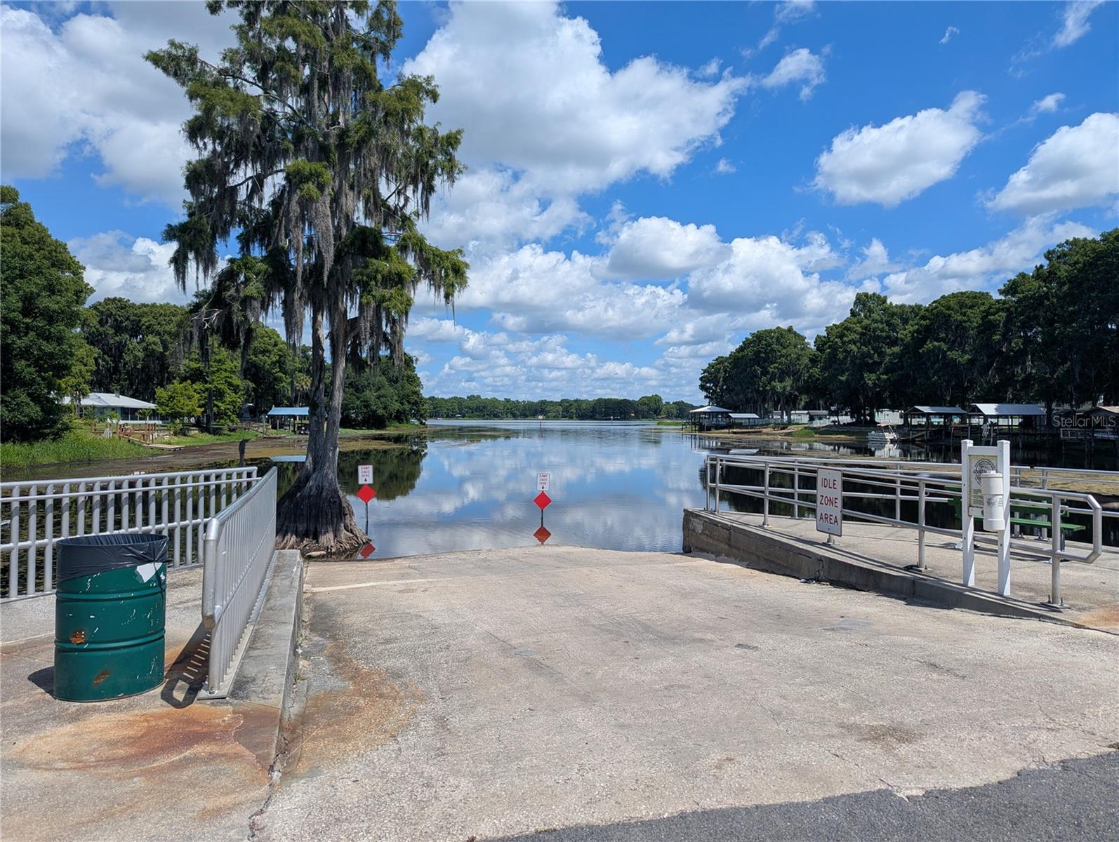 7633 Crescent, Floral City, FL 34436