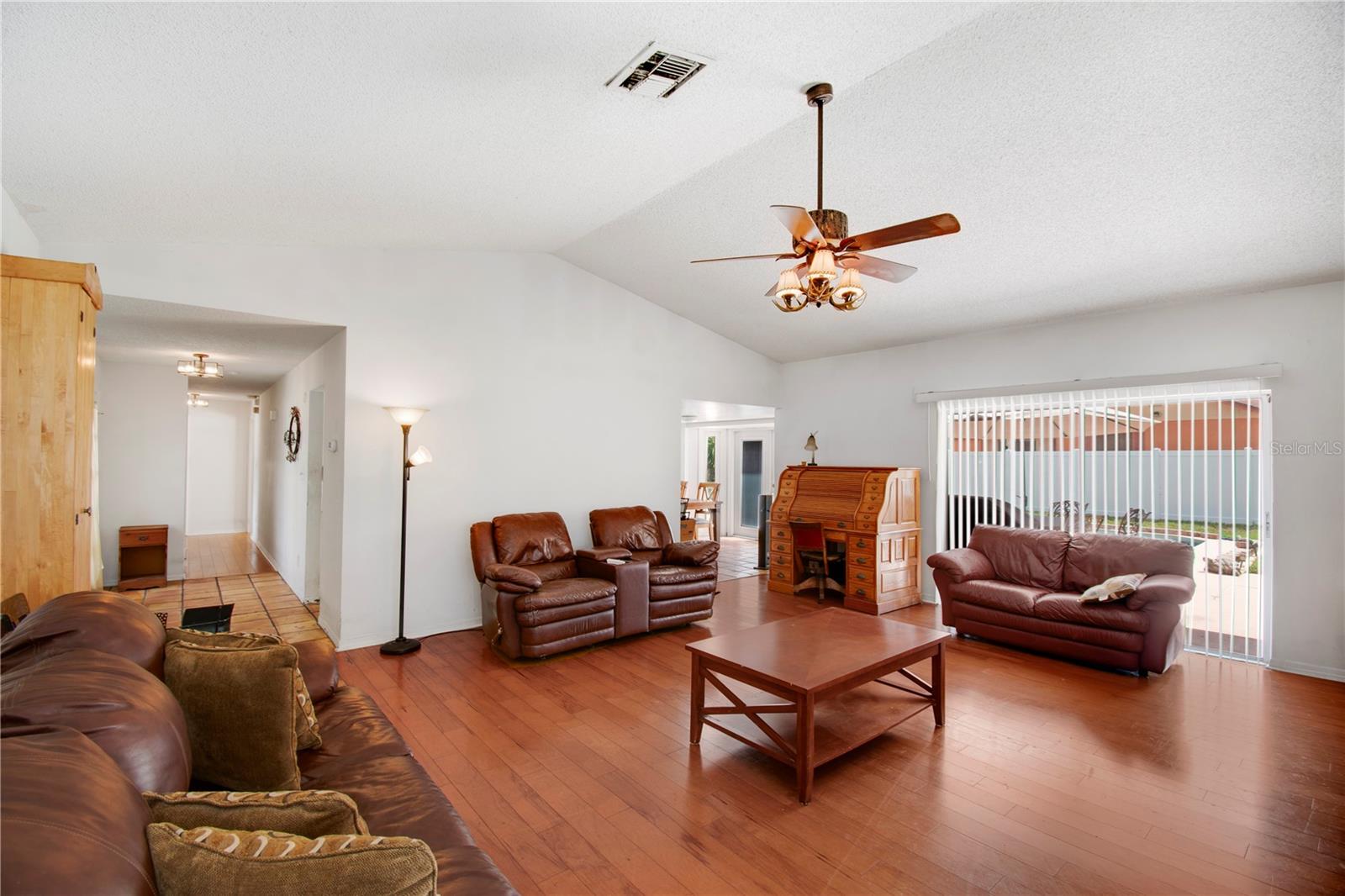 8628 Granada, Orlando, FL 32836