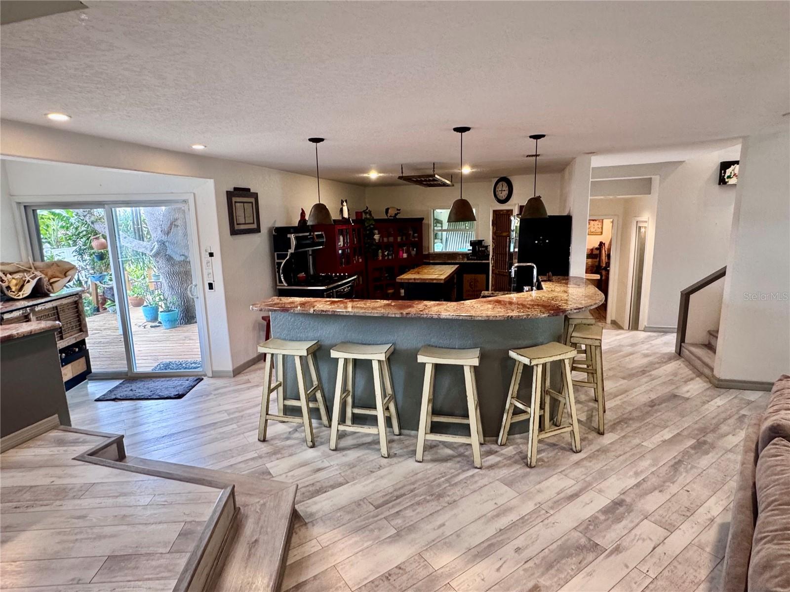 735 79th, St Petersburg, FL 33707