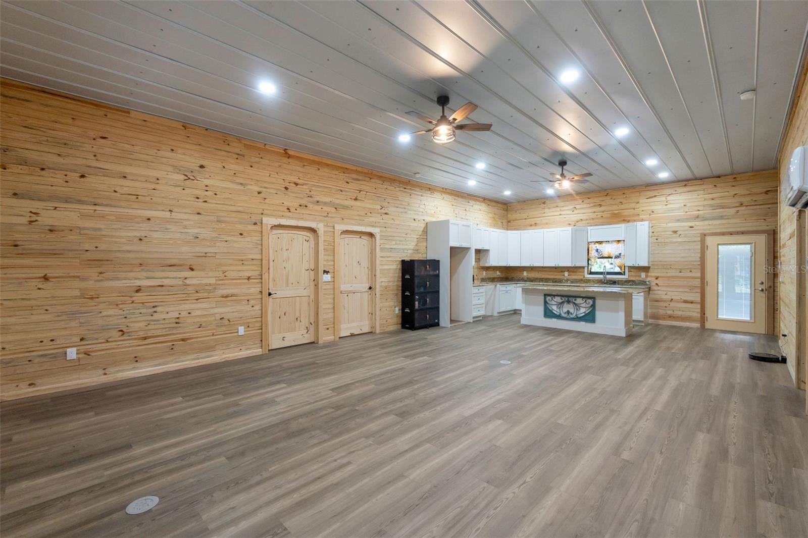 2102 Old Polk City, Lakeland, FL 33809