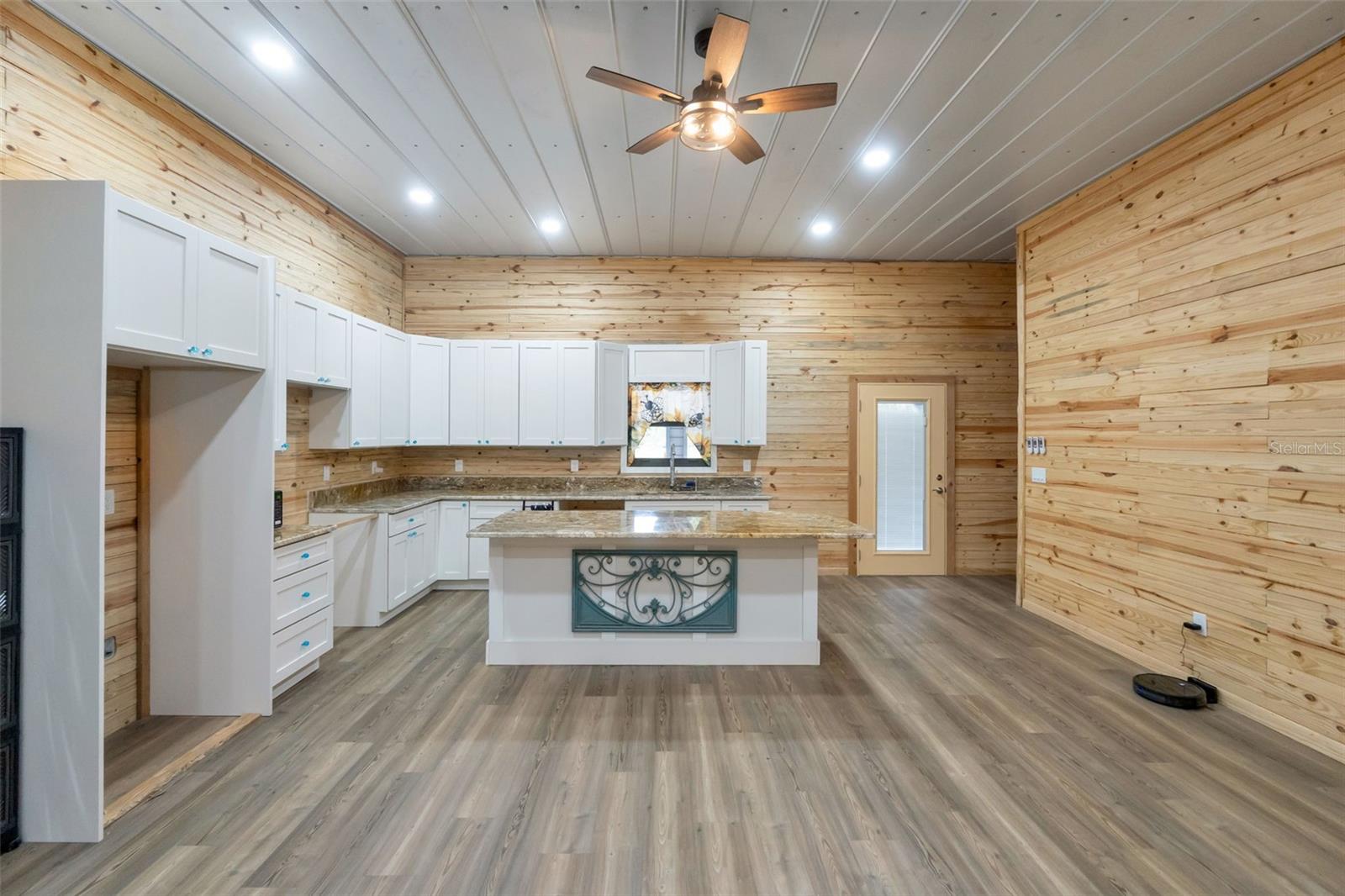 2102 Old Polk City, Lakeland, FL 33809