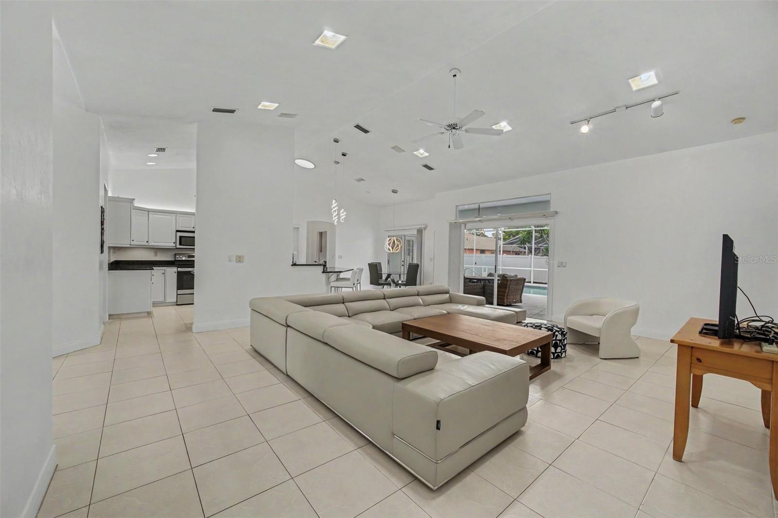 6079 Red Stag, Port Orange, FL 32128