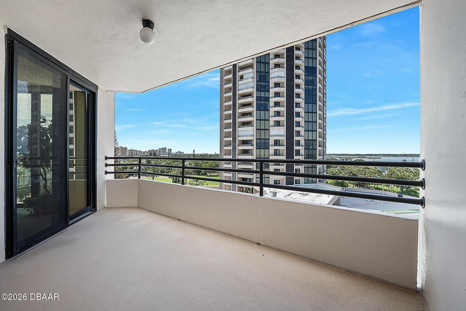 1 Oceans West Unit 5a5, Daytona Beach, FL 32118