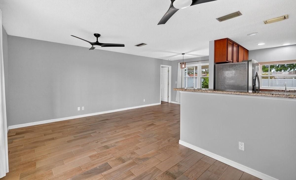 1309 Suwanee, Daytona Beach, FL 32114