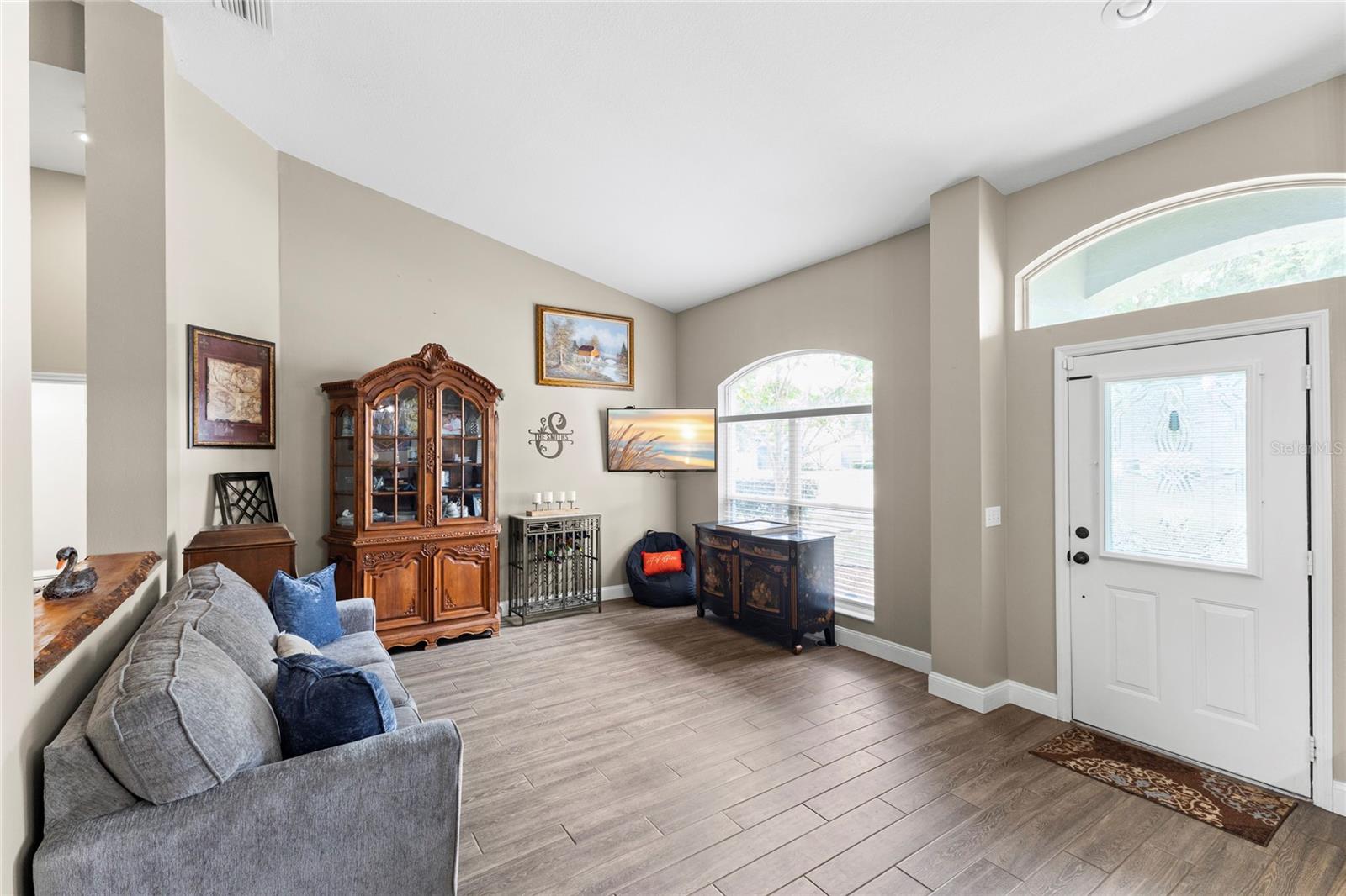 4038 Lithia Ridge, Valrico, FL 33596