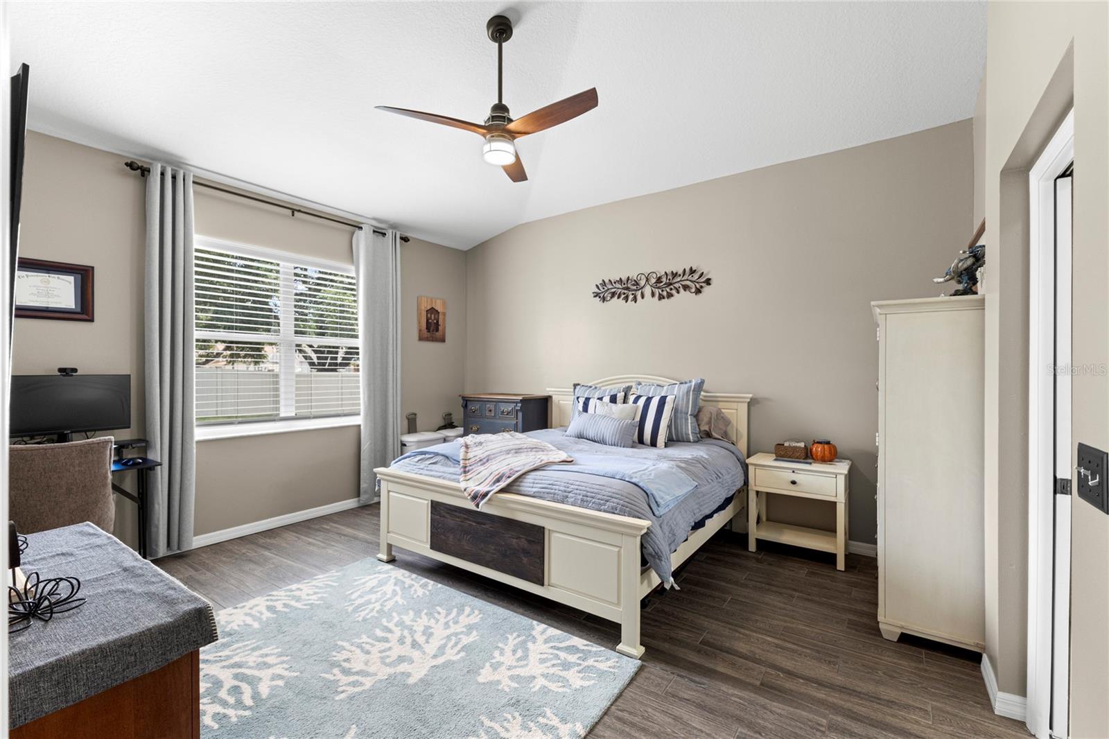 4038 Lithia Ridge, Valrico, FL 33596